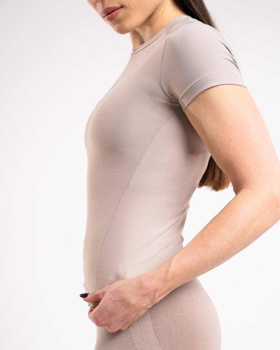 damska koszulka sportowa beżowa